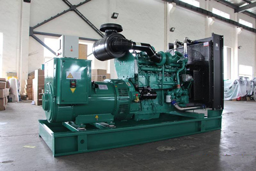 梧州320kw康明斯柴油发电车出租_COPY_COPY